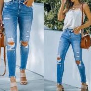 Vici Ripped Jeans Size 26